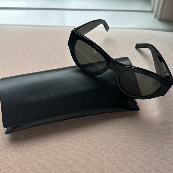 Saint Laurent SL M94 Sunglasses - Black - Picture 3 of 10